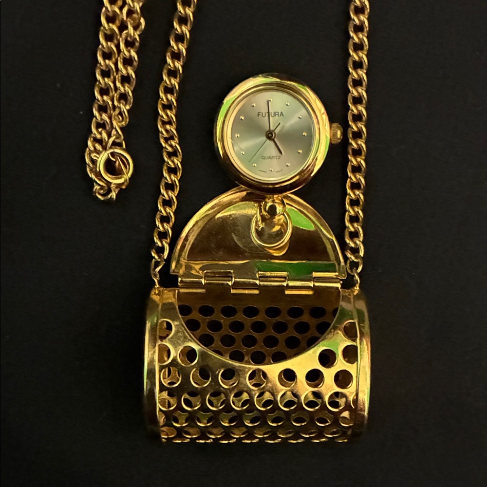 Pair of Gold Tone Pendant Necklaces with hidden (untested) watches - Picture 3 of 8